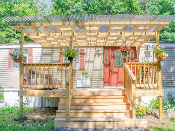 1 Sawmill Road, Saugerties, NY 12477