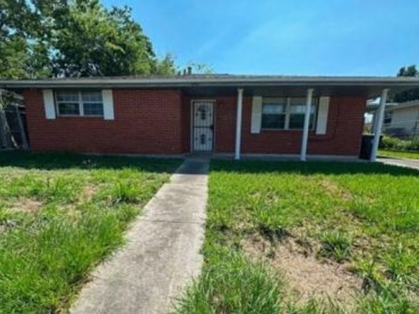 4861 CARDENAS Drive , New Orleans, LA 70127