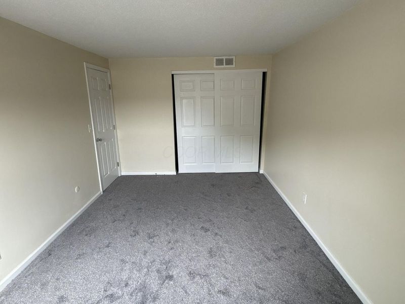1599 McNaughten Road, Columbus, OH 43232 Photo 9