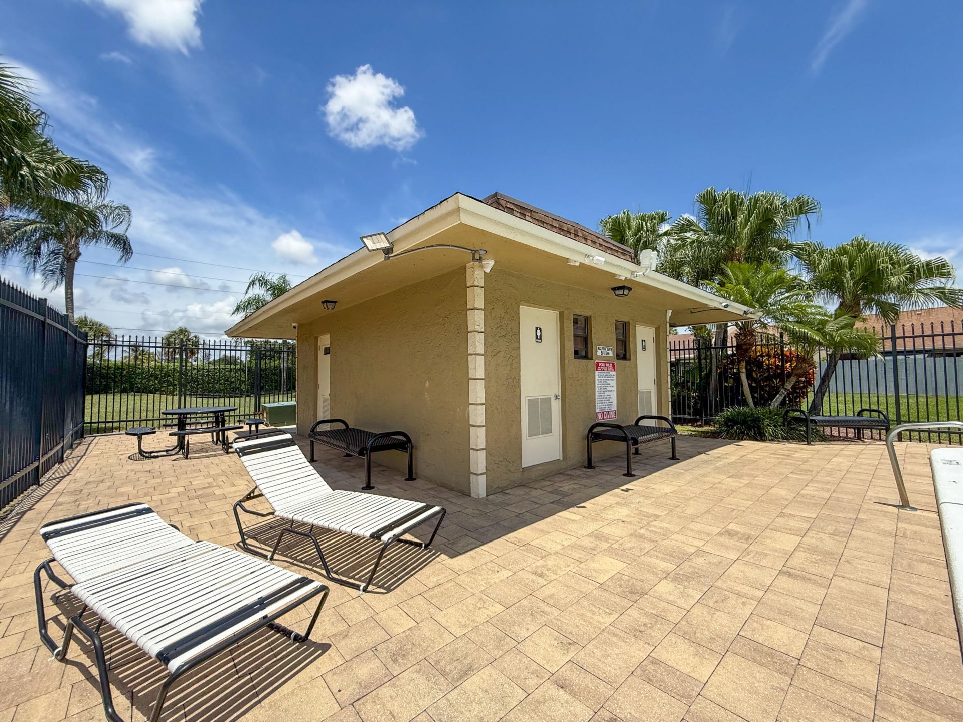 10295 Boca Bend W, Unit L2, Boca Raton, FL 33428 Photo