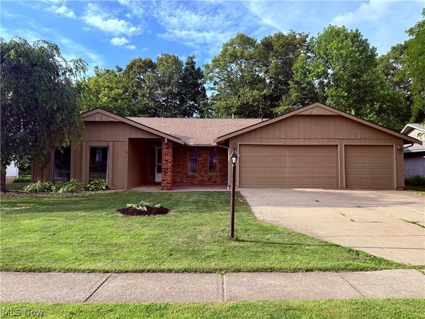 14360 Walking Stick Way , Strongsville, OH 44136