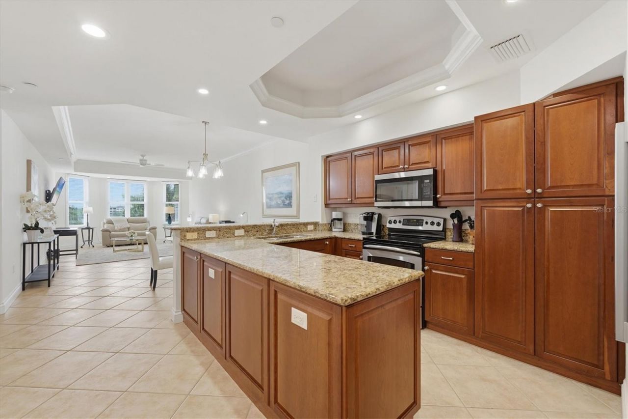 8111 Lakewood Main Street, Unit 306, Lakewood Ranch, FL 34202 Photo