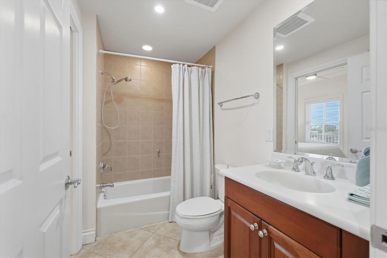 8111 Lakewood Main Street, Unit 306, Lakewood Ranch, FL 34202 Photo