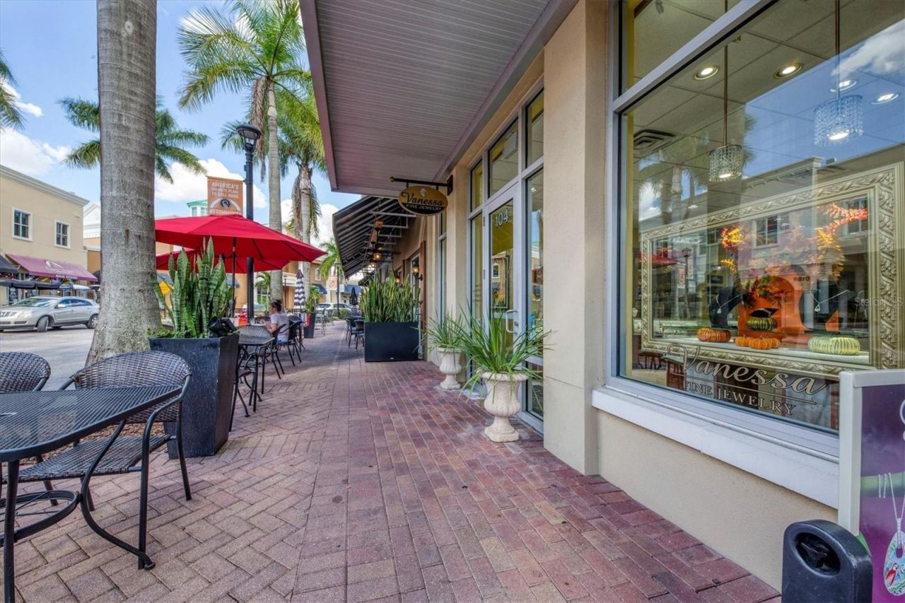8111 Lakewood Main Street, Unit 306, Lakewood Ranch, FL 34202 Photo
