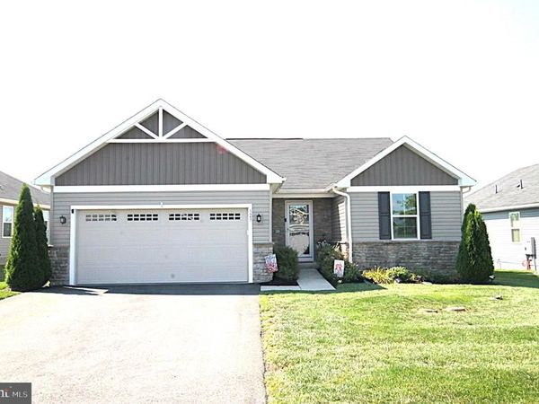 323 STEEPLECHASE LANE , POTTSTOWN, PA 19464