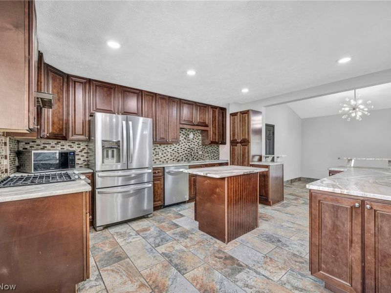 28610 Lynhaven Drive , North Olmsted, OH 44070 Photo 17
