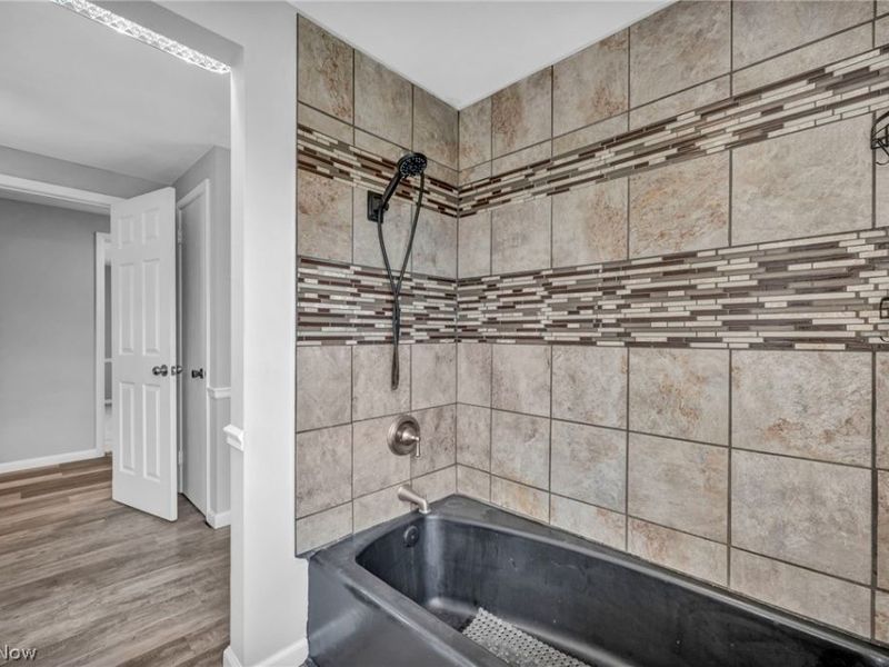 28610 Lynhaven Drive , North Olmsted, OH 44070 Photo 31