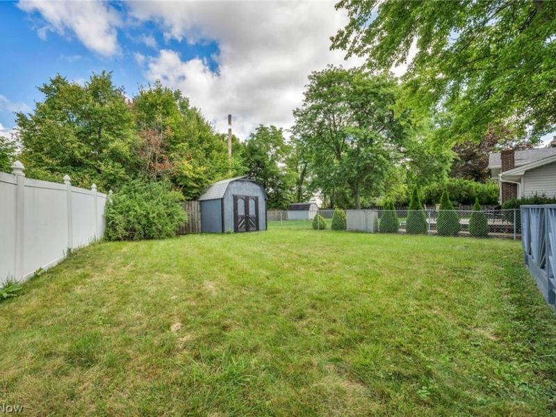 28610 Lynhaven Drive , North Olmsted, OH 44070 Photo 48