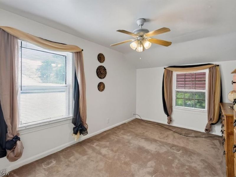 19623 Libby Road , Maple Heights, OH 44137 Photo 8