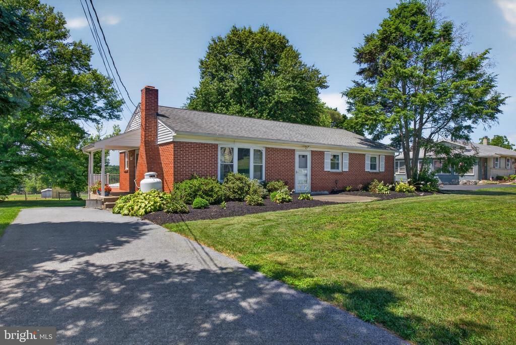 658 Green Ridge Drive Drive, Manheim, PA 17545 Main Photo