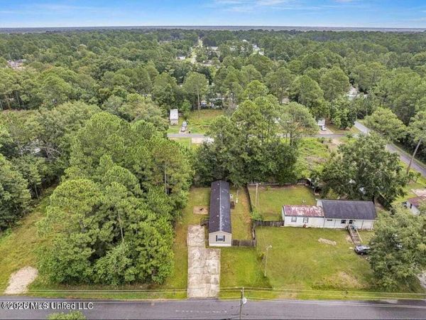 7716 Dahlia Drive, Gautier, MS 39553