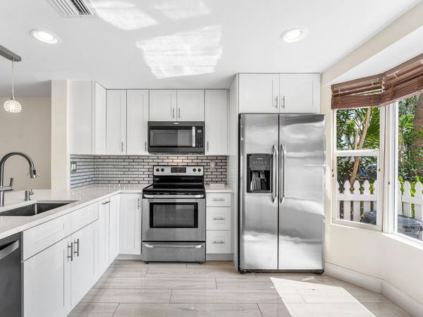 2503 NE 15th Street, Unit 2503, Pompano Beach, FL 33062