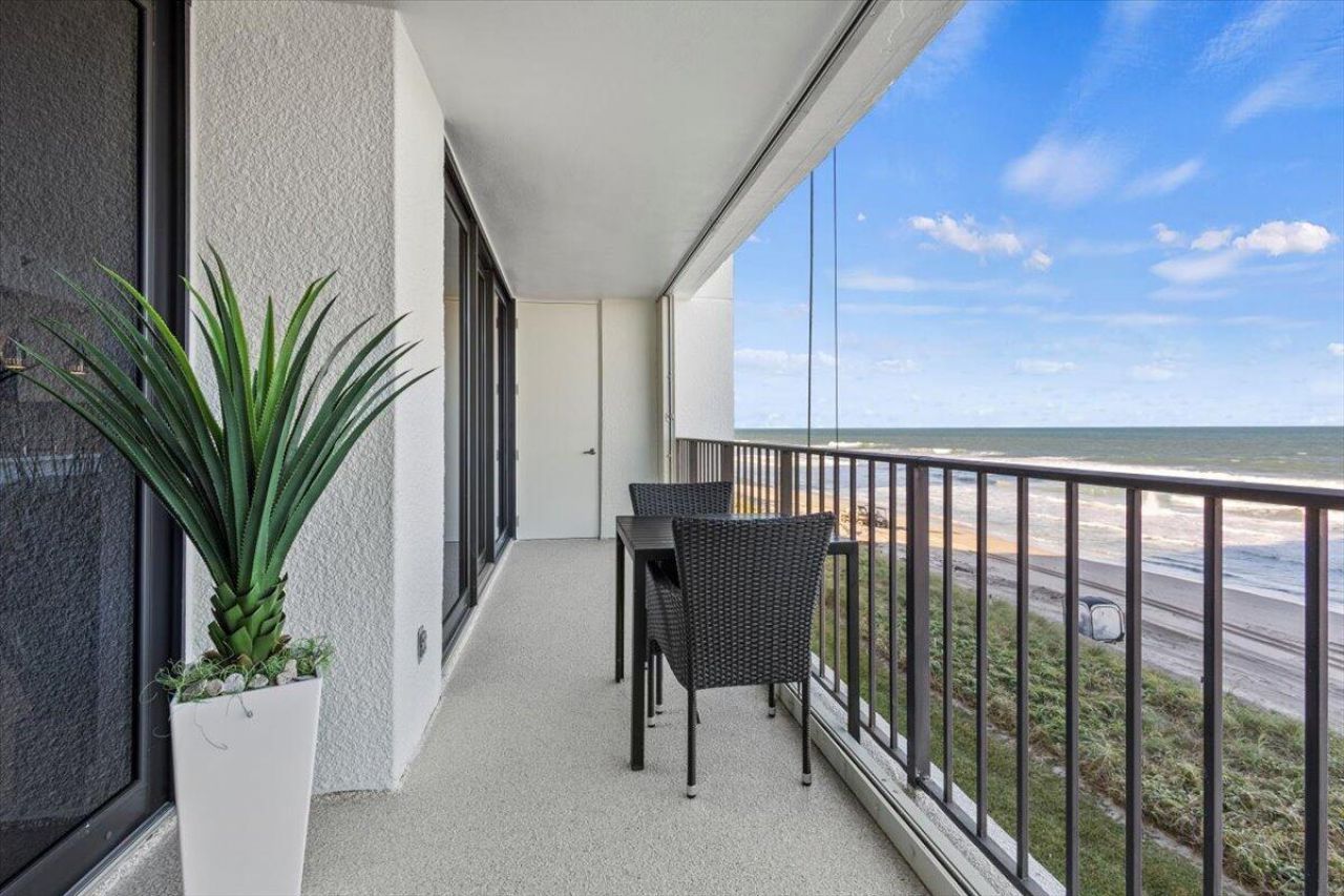 8750 S Ocean Drive, Unit 334, Jensen Beach, FL 34957 Photo