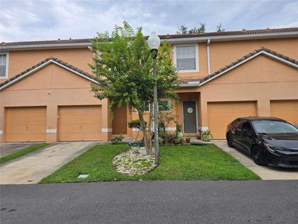 1124 N FAIRWAY DRIVE , APOPKA, FL 32712