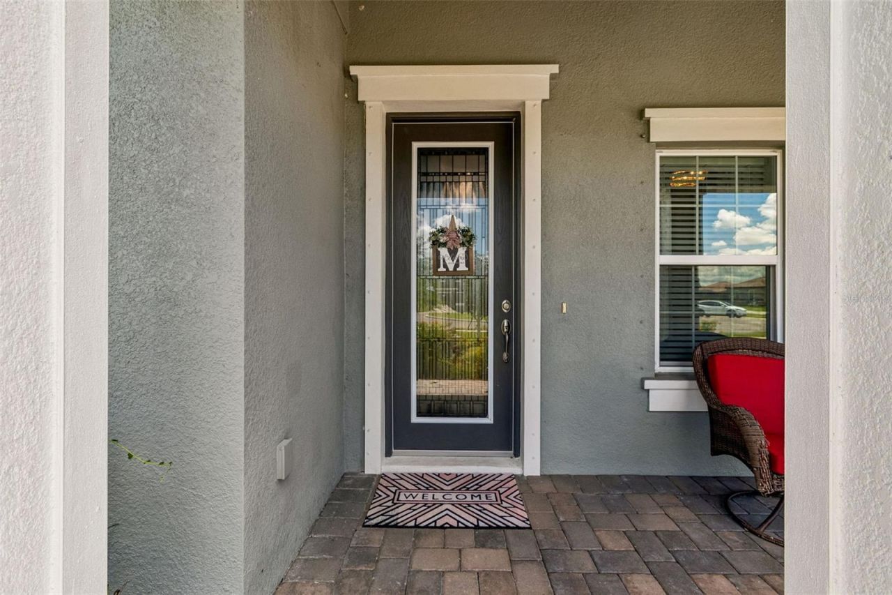 10597 Meadowrun Drive, Lithia, FL 33547 Photo