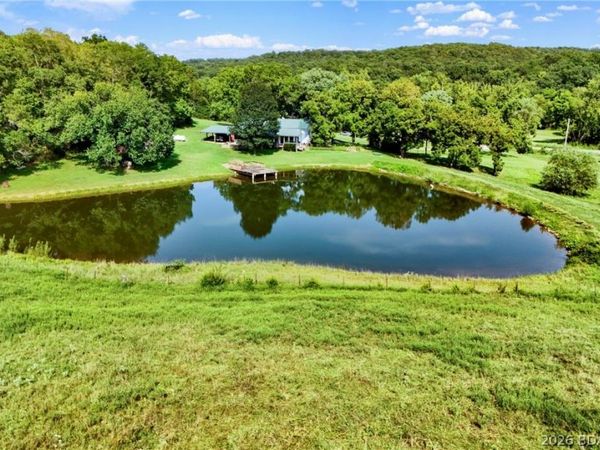 25098 J Highway, Versailles, MO 65084