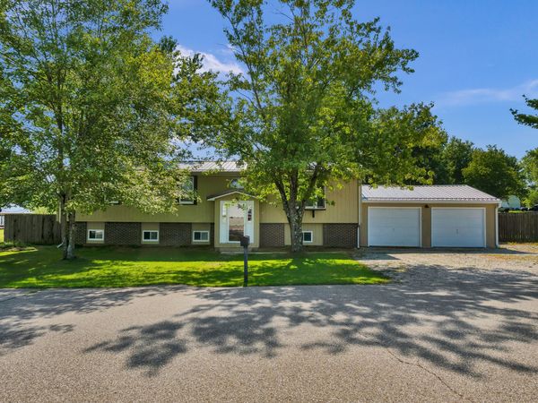 2903 Hoosier Drive, North Vernon, IN 47265