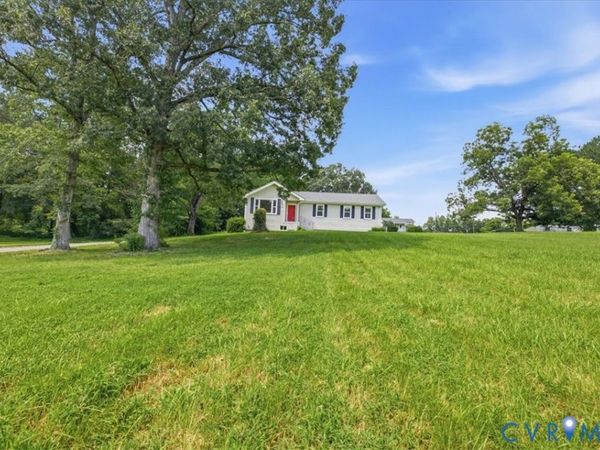 22706 Cox Road , North Dinwiddie, VA 23803