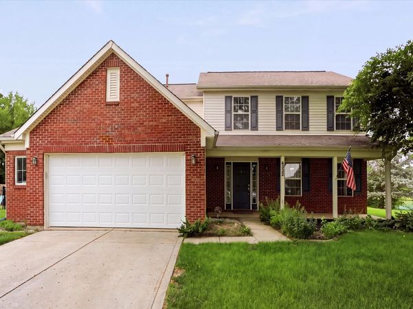6532 Kingsbury Way, Zionsville, IN 46077