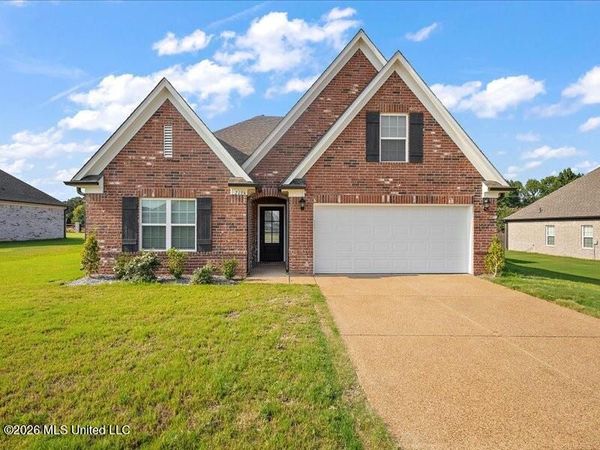 2194 Julianna Drive, Southaven, MS 38672