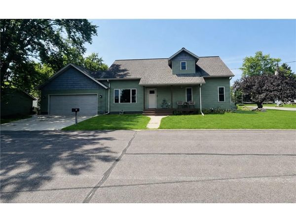 50369 Ridgeway Street, Osseo, WI 54758
