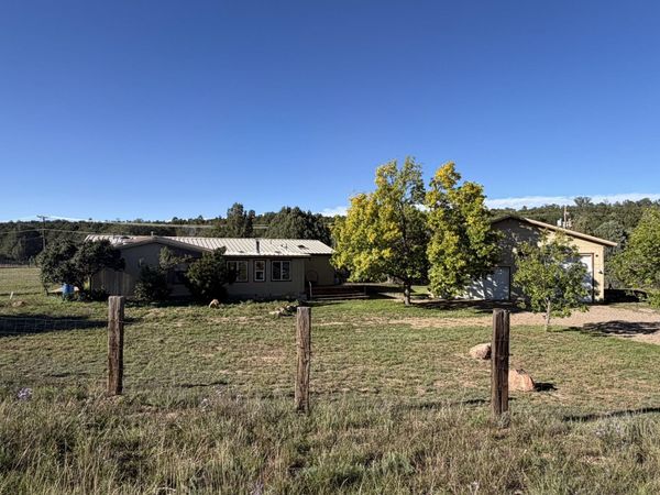 3 Brent Lane, Tijeras, NM 87059