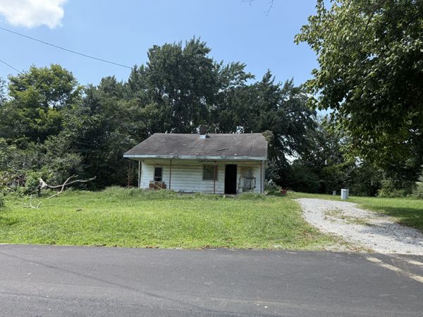 1025 Old Bear Creek Rd , Vanleer, TN 37181