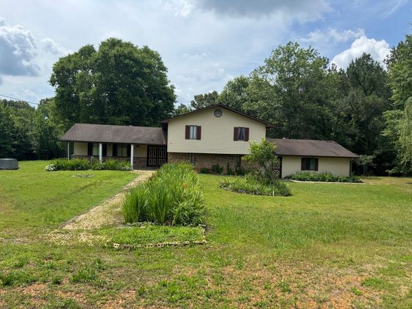 3650 Blood River Church Rd , Buchanan, TN 38222