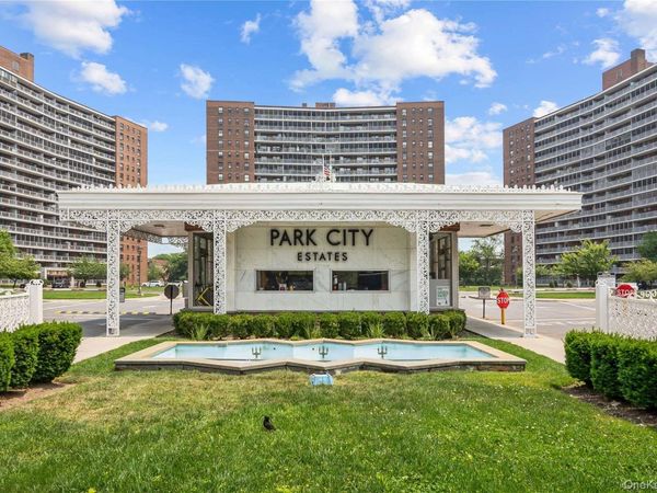 61-35 98th Street , Unit 2C, Rego Park, NY 11374