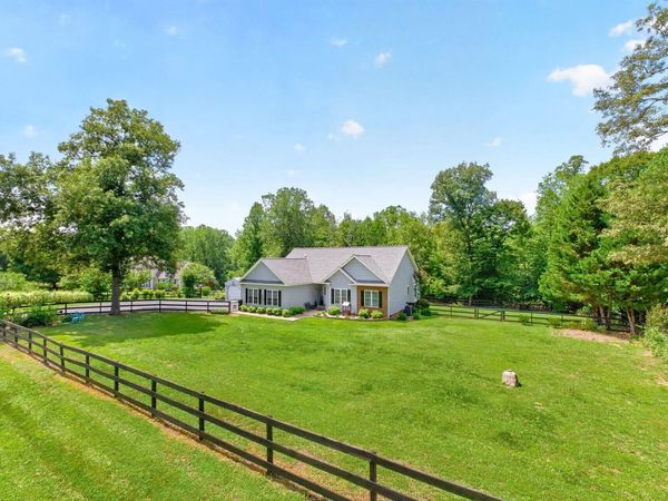 378 KESWICK GLEN DR , Keswick, VA 22947