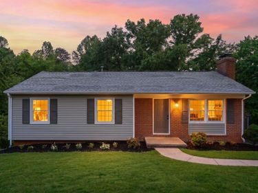 2208 BANBURY ST , Charlottesville, VA 22901
