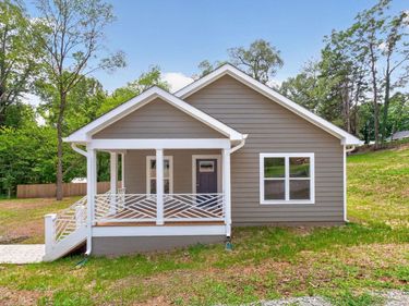 108 BOLLINGBROOK DR, Charlottesville, VA 22911