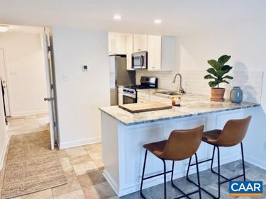 210 SAPONI LN, Unit 6, Charlottesville, VA 22901