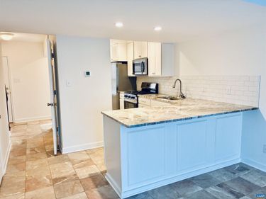 210 SAPONI LN, Unit 6, Charlottesville, VA 22901