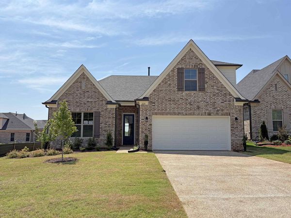 220 GREEN WILLOW DR, Oakland, TN 38060