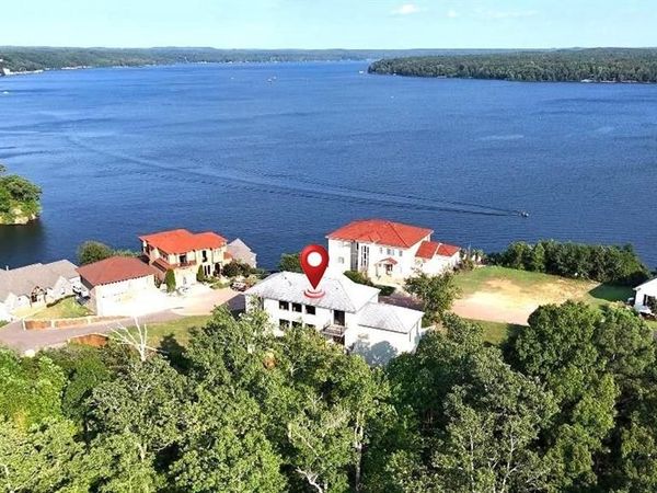 405 SHIPWATCH PT, Savannah, TN 38372