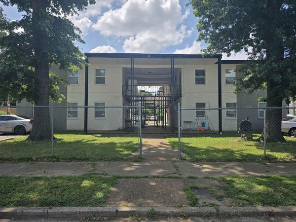 1744 N GRAHAM RD, Memphis, TN 38108