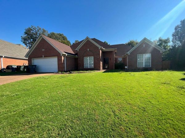9150 HERVAY CV, Memphis, TN 38016