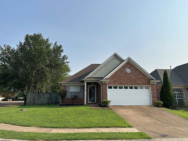 1098 BREEZY VALLEY DR, Unincorporated, TN 38018