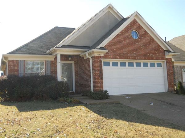 1098 BREEZY VALLEY DR, Unincorporated, TN 38018