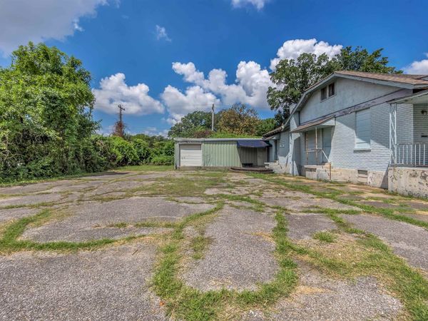 1063 E PARKWAY AVE S, Memphis, TN 38104