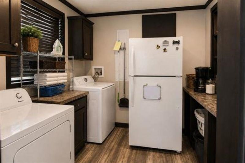 616 NE Hillside Terrace, Lee, FL 32059 Photo