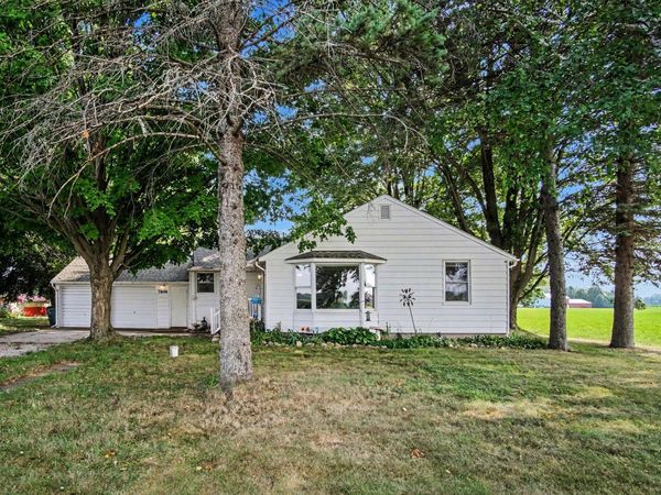 7896 W 56th Street, Fremont, MI 49412