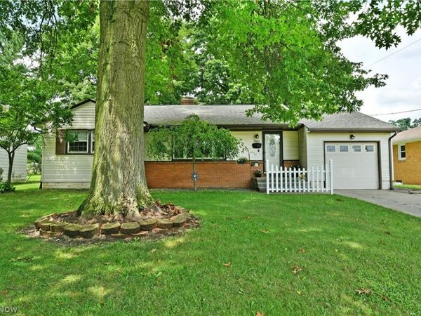 1982 Wendy Lane , Poland, OH 44514