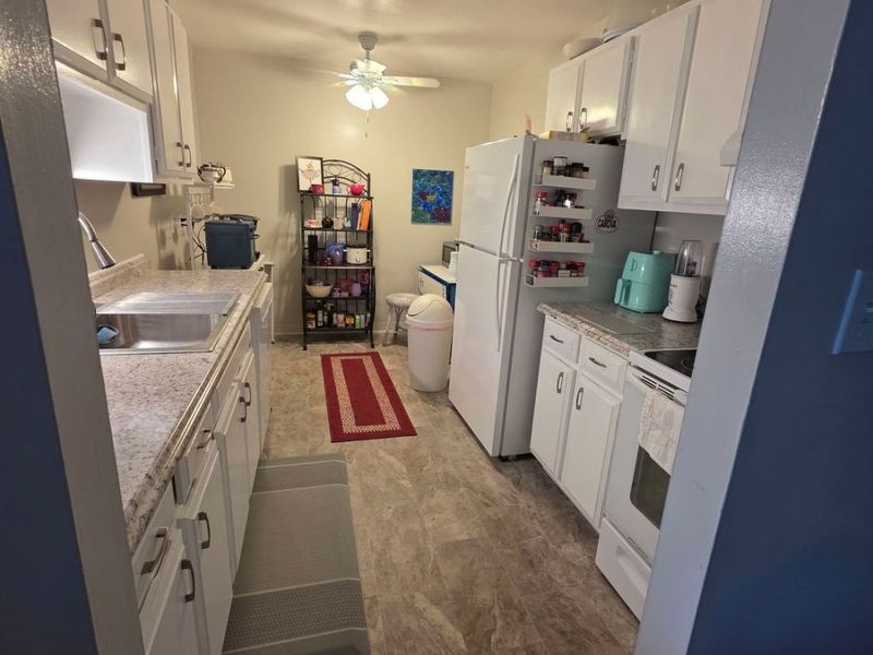 20333 Detroit Road, Unit 502A, Rocky River, OH 44116 Photo 5