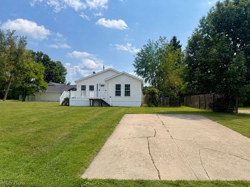 18630 Fifth Street, Beloit, OH 44609 Photo 2
