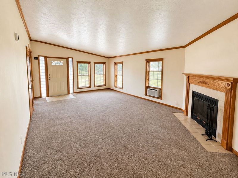 18630 Fifth Street, Beloit, OH 44609 Photo 4