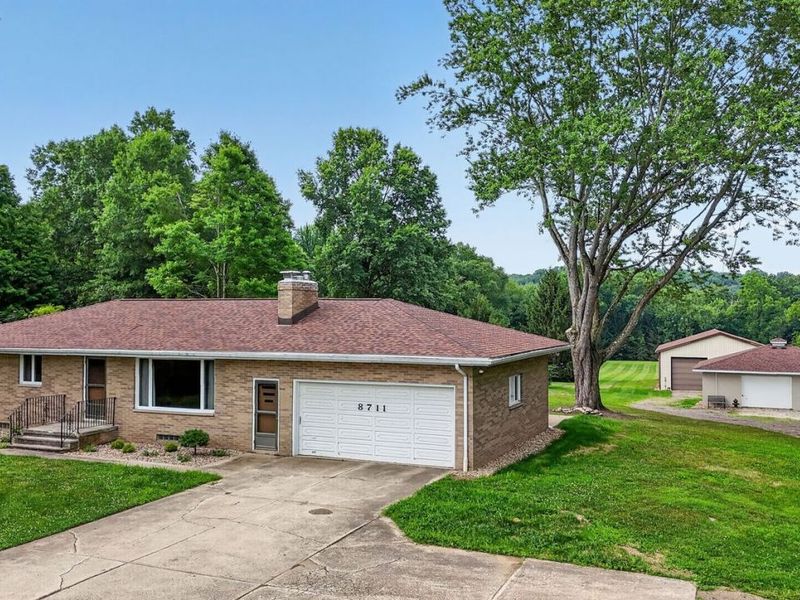 8711 Erie Avenue NW, Canal Fulton, OH 44614 Photo 1