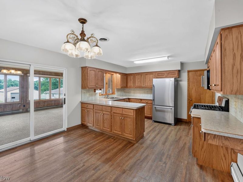 8711 Erie Avenue NW, Canal Fulton, OH 44614 Photo 8