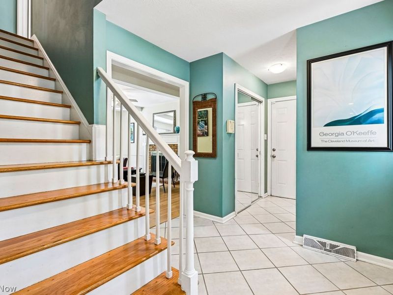 3425 Palmer Drive, Rocky River, OH 44116 Photo 3